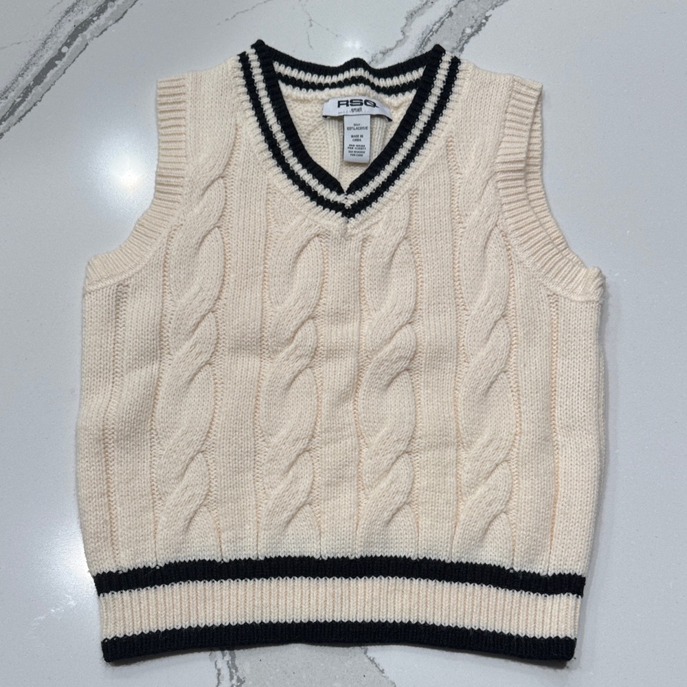 RSQ Tilly’s Girls Varsity Sweater Vest Size Small (8-10)